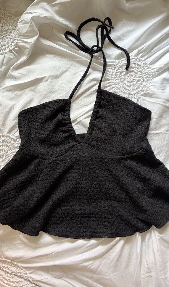 Black Halter Top (Category: Sleeveless) located in Quezon City. Submitted by luvs4chi (Listing ID 1433865161, Image 1). Description: .