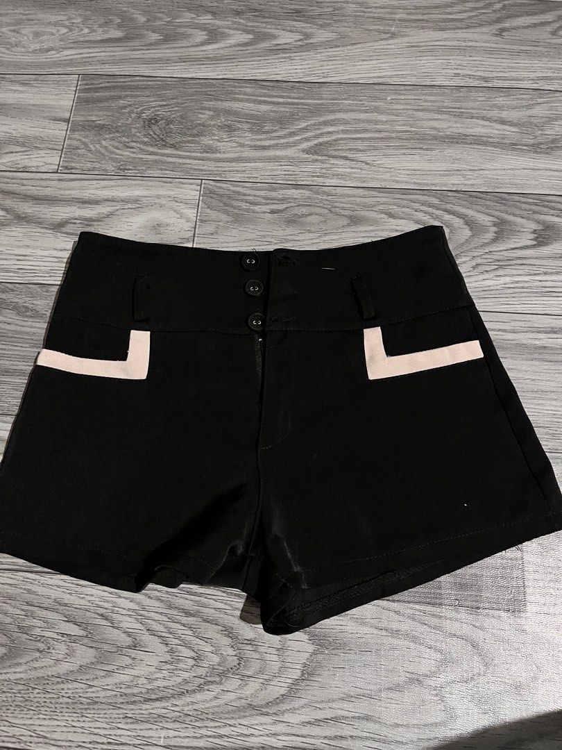 Black High-Waisted Shorts with Contrast Pockets (Category: Shorts) located in Pasig City. Submitted by anya2000 (Listing ID 1433903625, Image 1). Description: - Stylish black high-waisted shorts - Flattering design - Button closure - Two front pockets with light-colored trim - Smooth, satin-like fabric - Perfect for a chic and versatile look.