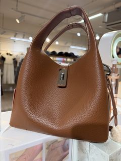 （分類：）位於 。 由 lasika15 提交（商品編號 1433829060，圖片 1）。簡介： 。