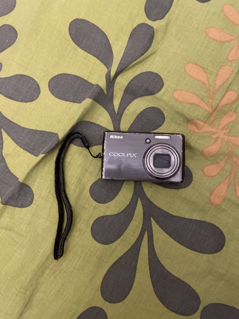 Nikon Coolpix s600 (Category: Cameras) located in Manila. Submitted by dontblamey3n (Listing ID 1433928006, Image 1). Description: Untested Digital Camera buy at your own risk! no return. haven't tried to test it because i don't have battery for it..