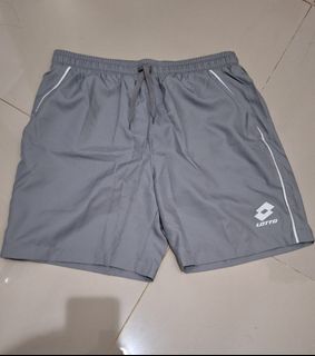 (Kategori: ) berada di . Dikirim oleh overfinch (ID iklan 1433925761, Gambar 1). Deskripsi: .