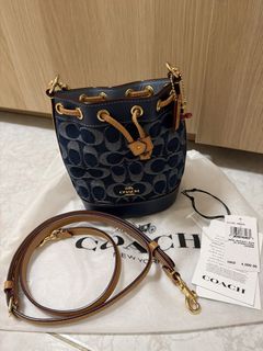 （分類：）位於 。 由 kkkkkkkkkky 提交（商品編號 1433911671，圖片 1）。簡介： 。