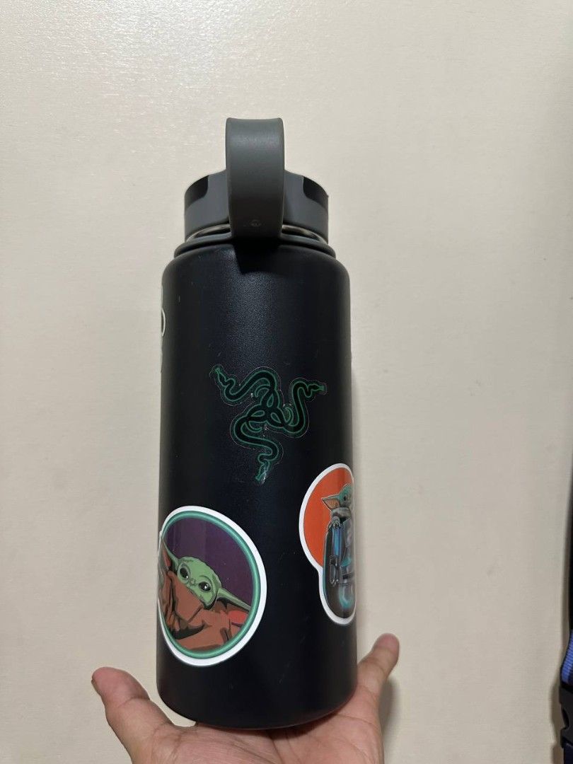 Columbia insulated water bottle (Category: Water Bottles & Tumblers) located in Tarlac. Submitted by belgian_spice (Listing ID 1433894225, Image 2). Description: Columbia water bottle Lightly used (with signs of usage).