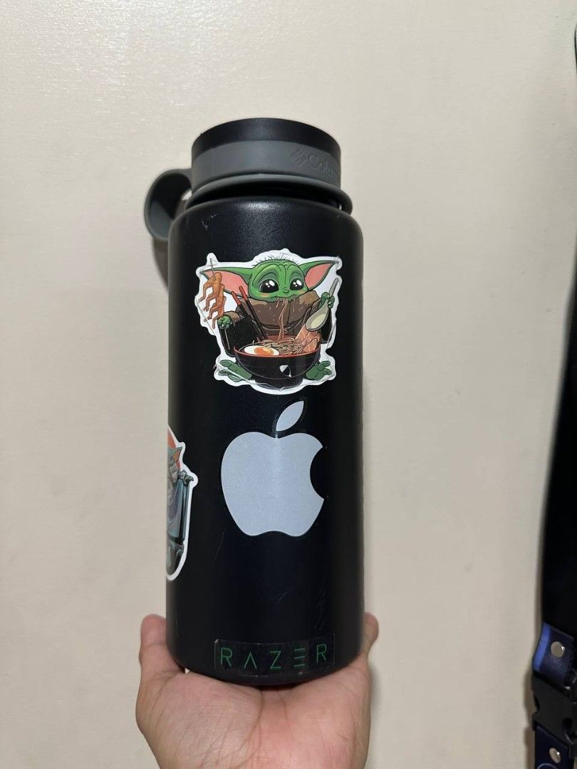 Columbia insulated water bottle (Category: Water Bottles & Tumblers) located in Tarlac. Submitted by belgian_spice (Listing ID 1433894225, Image 3). Description: Columbia water bottle Lightly used (with signs of usage).