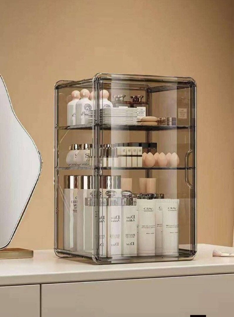 Cosmetics Box, Beauty Box Organizer (Category: Accessory Holder, Box & Organizers) located in Manila. Submitted by yzlshop (Listing ID 1433800219, Image 1). Description: .