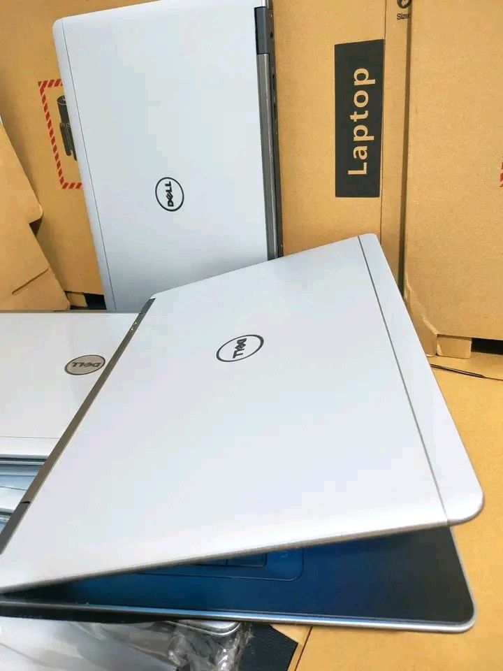 😍DELL Latitude E7440😍 (Category: Laptops & Notebooks) located in Manila. Submitted by lonelyme_1986 (Listing ID 1433791699, Image 2). Description: 😍DELL Latitude E7440😍 🛑intel Core i5 4thGEN 2.50Ghz ✅8GB RAM ✅128GB Storage SSD 🛑14'0 inches Screen 🛑Good battery 🛑Wifi ready 🛑Camera ready 🛑Bluetooth ready 🔴HDMI ready 🛑Fully tested all usb port GOOD 🛑Windows 10-with complete all apps #SLIMTYPE #GoodQualityGuaranteed JAPAN TokYo✅ 😍in_ CH