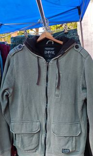 (Category: ) located in . Submitted by cavitethrifting (Listing ID 1433975727, Image 1). Description: .