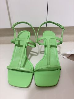 (Category: ) located in . Submitted by jocloset (Listing ID 1433941735, Image 1). Description: .