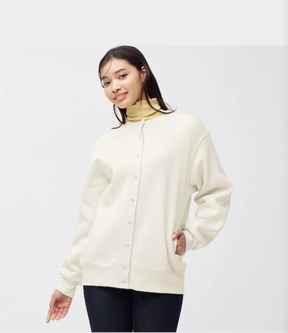 GU fleece lined Cardigan (Category: Coats, Jackets and Outerwear) located in Quezon City. Submitted by FAYNT (Listing ID 1433931671, Image 1). Description: XS on tag but slightly oversized fit on me and I'm usually a Medium on everything! so medyo oversized talaga siya size chart on 4th slide RFS decluttering.