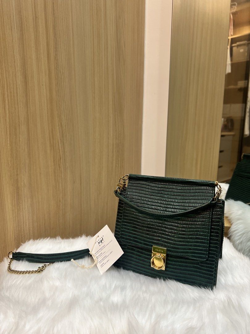 Guaranteed Authentic Polene Numero Sept Mini Rare Color Green Croc (Category: Luxury Bags & Wallets) located in Batangas. Submitted by lexie25 (Listing ID 1433935718, Image 1). Description: Polene Numero Sept Mini Green croc guaranteed authentic Super nice in actual Good as new except with ballpen stains inside just a few With dustbag and tag -RFS: decluttering. -Yours for only 23,500 ( no low ballers please) -Reservation until within the day MAX