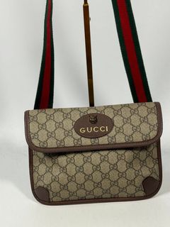 (Category: ) located in . Submitted by THRIFTTHRILLBAGS (Listing ID 1433946324, Image 1). Description: .