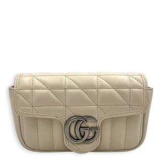 (Category: ) located in . Submitted by carousellluxury (Listing ID 1433843134, Image 1). Description: .