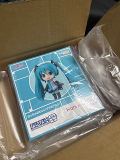 (Category: ) located in . Submitted by maisuta_prints (Listing ID 1433798559, Image 1). Description: .