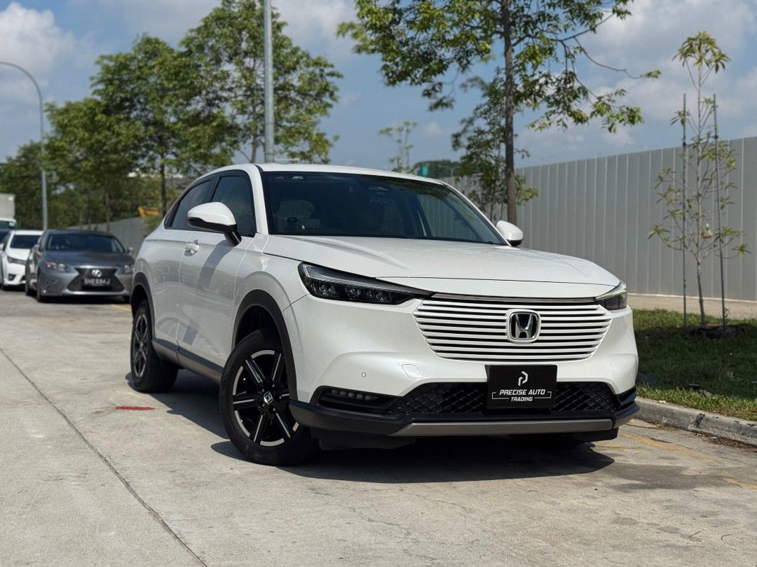 Honda Vezel 1.5 G (A) (Category: Used Cars) located in Singapore. Submitted by preciseauto (Listing ID 1433938086, Image 1). Description: 🔥🔥BOSS SAY ALL MUST GO CLEARANCE SALE🔥🔥 🚨CHEAPEST CARS IN THE MARKET🚨 🚘$500 DRIVEAWAY🚘 🏦LOWEST INTEREST FROM 1.48%🏦 🟢1 YEAR WARRANTY🟢 🔧FREE 1 YEAR SERVICING🔧 🏬 Vehicle 120 Points INSPECTION CHECK By In House Workshop BEFORE we put them for SALE 🚕 PHV Drivers Welcomed 🔁 High Trade In Value ‼️ 🌟