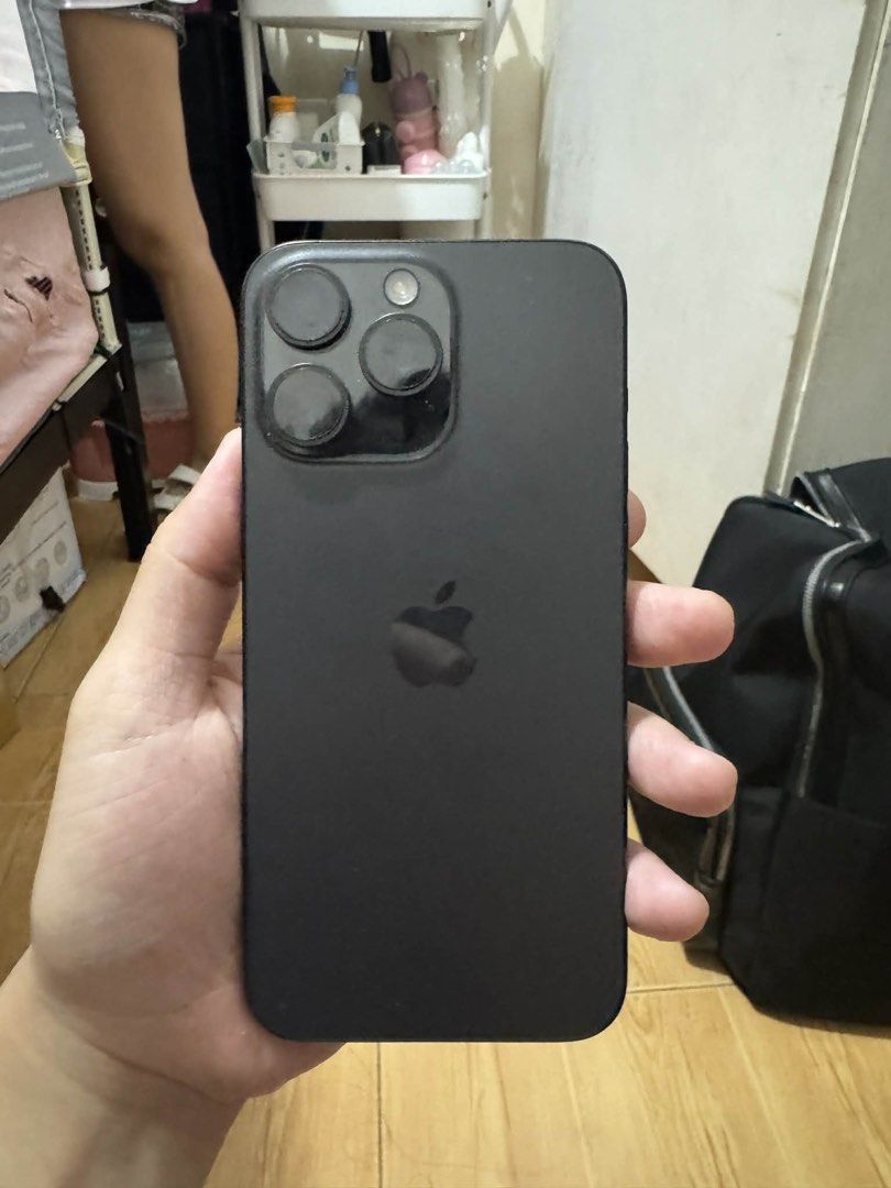 Iphone 15 Pro Max 256 FU (Category: iPhone 15 Series) located in Marikina City. Submitted by exio4356 (Listing ID 1433913699, Image 2). Description: Iphone 15 Pro Max FIRST OWNER 256 GB 86% BH (700cc) NTC Approved No Hidden Issue No History of Repair No dents/scratches Complete with box and charger All Working (face id, etc.) Selling Price: ₱37,500 Rfs: upgrade Location: Las Pinas Meet up las pinas only.