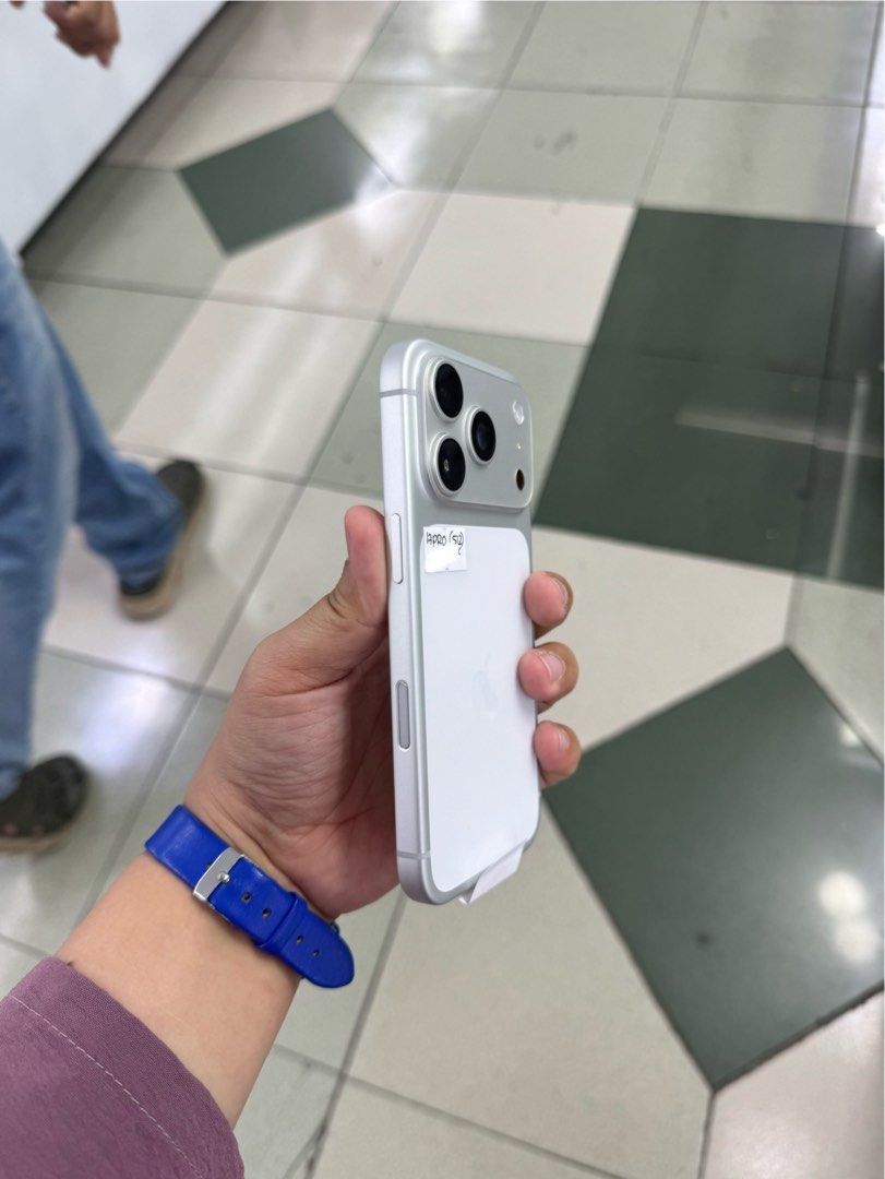 Iphone 17 Pro 512gb 100% batt FU NTC No issue All Working (Category: iPhone 17 Series) located in San Juan City. Submitted by keannagadgetph (Listing ID 1433891575, Image 2). Description: Available Units for today's POST! Iphone 17pro / 512gb / NTC Variant / FU - any colors available (price may vary) - good condition - 100% Makinis - 100 battery - NTC Variant - No Repair ~ Accepting SWAP / TRADE IN / INSTALLMENT / BINTA UNIT ~ CASH ON DELIVERY ME