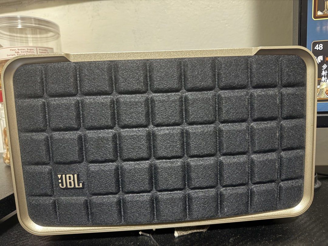 JBL Authentics 200 Speaker - Black/Gold
