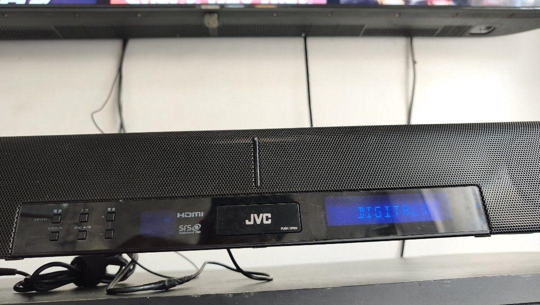 JVC TH-BC3 Surround Soundbar (Category: Soundbars, Speakers & Amplifiers) located in Caloocan City. Submitted by comargo (Listing ID 1433851061, Image 2). Description: good condition no issue presentable check all u want d2 sa bahay pm sa sample video pick up only north Caloocan bagumbong JVC TH-BC3 Surround Soundbar ( NO BLUTOOTH ) pwede m bilihan Ng Bluetooth receiver 110 volts ac not sure f pwede saya sa 220v came from japan TH-BC3 Key Feature
