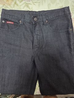 (Category: ) located in . Submitted by mike.zz (Listing ID 1433850147, Image 1). Description: .