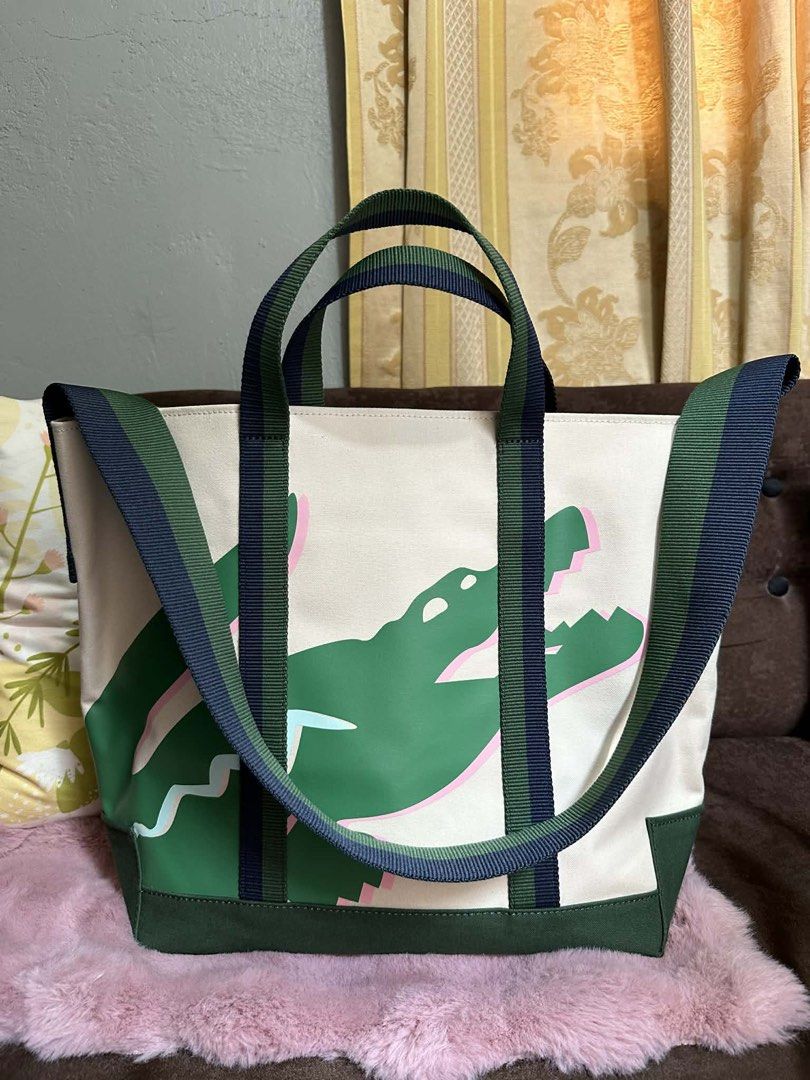 Lacoste Canvas Tote Bag (Category: Tote Bags) located in Manila. Submitted by itskeyemo (Listing ID 1433784497, Image 2). Description: Selling my used twice Lacoste Tote Bag. NO FLAWS, can pass as brand-new. Can do meet-up nearby or via Lalamove and/or J&T. Message me if interested. Thanks!.