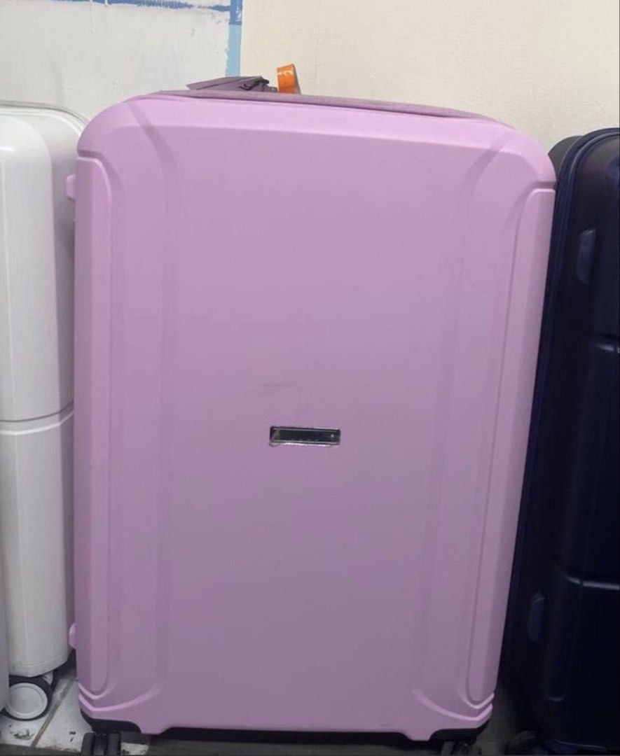Large Elle Luggage Lavander (Category: Luggage) located in Quezon City. Submitted by _extrapetite_ (Listing ID 1423470896, Image 1). Description: .