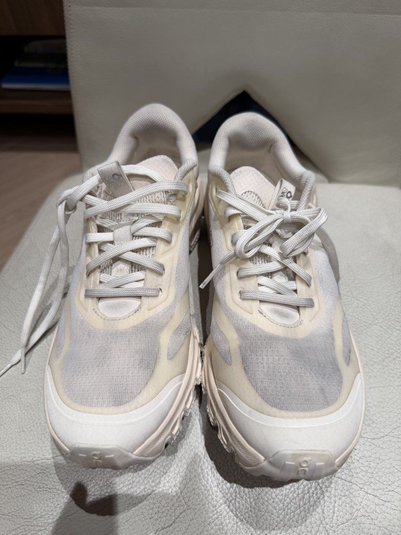 Loewe x On Cloudtilt Sneakers - White (Category: Sneakers) located in Manila. Submitted by hwangcherry (Listing ID 1433830558, Image 1). Description: - Loewe x On Cloudtilt sneakers - Color: White - Size: US 8.5 / EU 40 / JP 25.5 - Mesh upper with transparent overlay - Features Loewe logo - Light beige soles - with shoe bag - with box - need cleaning only .