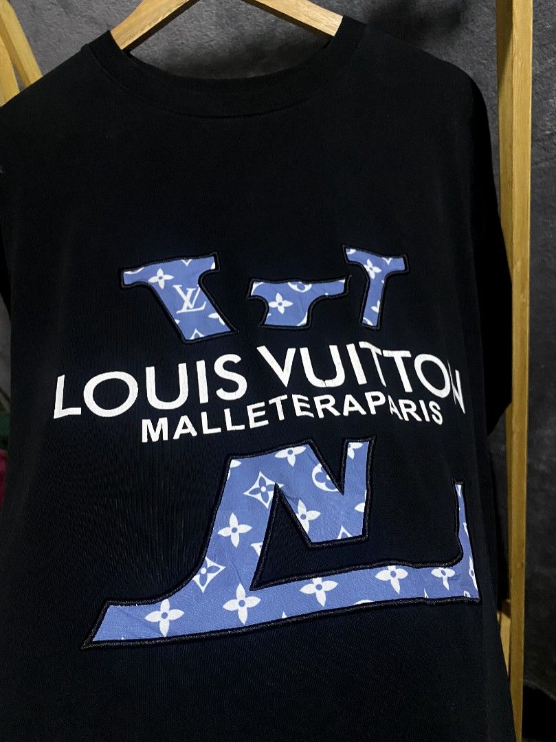 louis vuitton (Category: Tshirts & Polo Shirts ) located in Manila. Submitted by thriftopia.ph (Listing ID 1433806830, Image 3). Description: dimes : 22 by 27.5 colorrate : 9/10 condition : 9/10 issue : hairline sa U and T letters.
