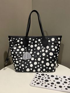 (Category: ) located in . Submitted by lovelotsluxury (Listing ID 1433922232, Image 1). Description: .
