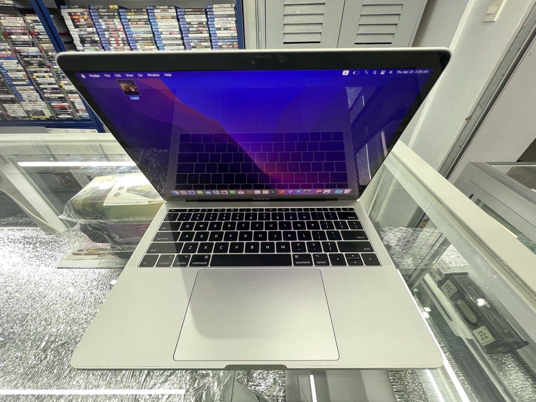 MacBook Pro 2017 13-inch (Category: Laptops & Notebooks) located in Manila. Submitted by vaniextura (Listing ID 1433905438, Image 1). Description: - MacBook Pro 2017 - 13-inch display - i5 processor - 16GB RAM - 128GB SSD - macOS Ventura - Silver color - Battery cycle count: 210 -with freebies .