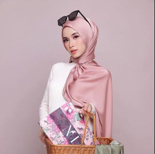 (Category: ) located in . Submitted by muyyaaa (Listing ID 1433884848, Image 1). Description: .