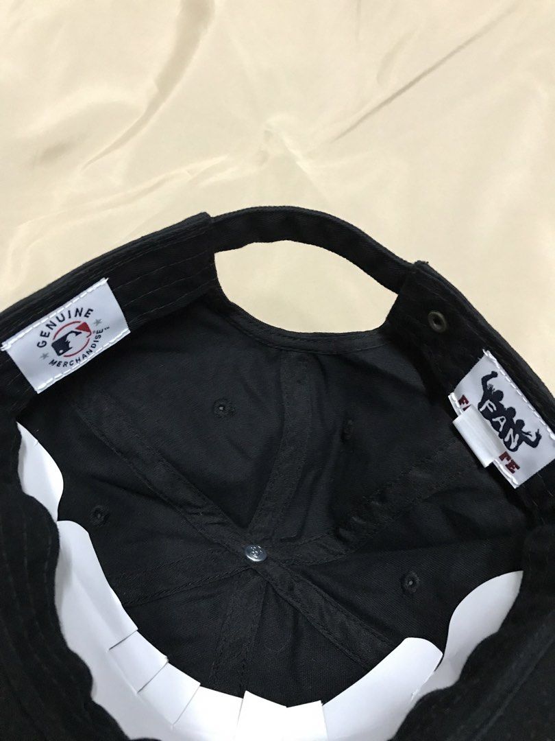 NEW YORK BY FAN FAVORITE HAT (Category: Caps & Hats) located in Manila. Submitted by hatipid. (Listing ID 1433951302, Image 3). Description: NEW YORK TRIPLE BLACK ADULT OSFA EXCELLENT CONDITION FOR ONLY:550php +SHIPPING FEE .
