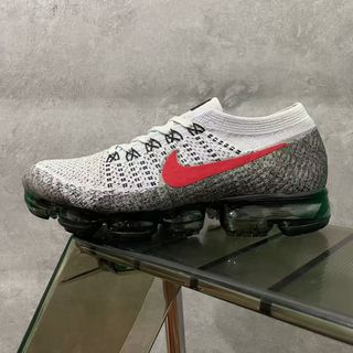 靴 Nike Air VaporMax Flyknit \