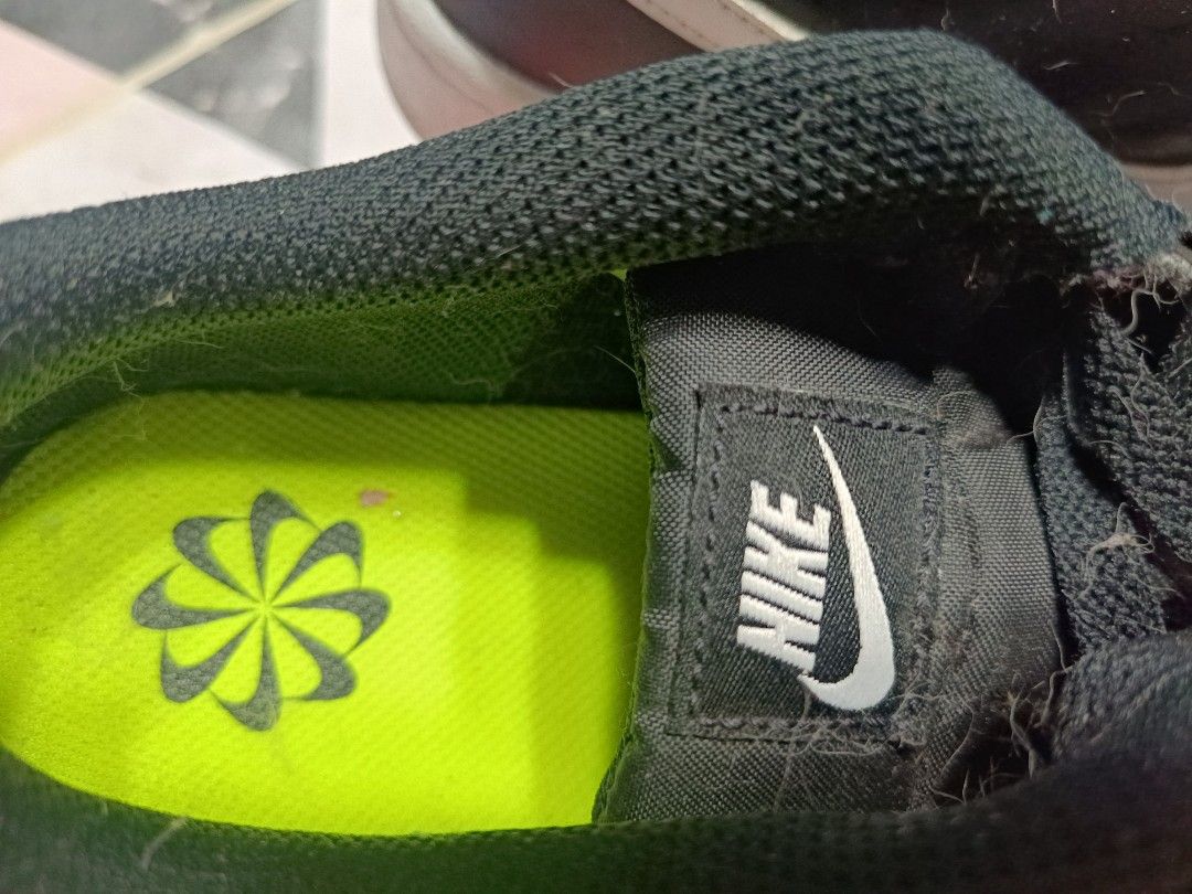 Nike court royale 2 next nature (Category: Sneakers) located in Quezon City. Submitted by zeebee41 (Listing ID 1433823552, Image 2). Description: size 7 1/2 to 8. 1800 sa 2 shoes.