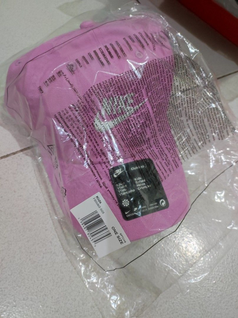 Nike Kids Club Cap (Category: Babies & Kids Fashion) located in Navotas City. Submitted by sellmystuff2 (Listing ID 1433815292, Image 1). Description: ✅ Brandnew with tags ✅ For kids only Ready to ship‼️‼️‼️.