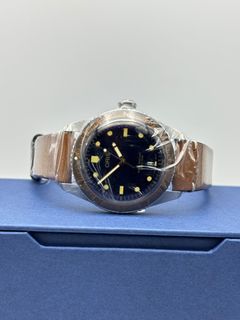 (Category: ) located in . Submitted by watchworld126 (Listing ID 1433921142, Image 1). Description: .