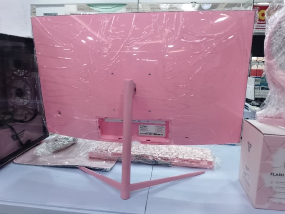 Pink Monitor (Category: Monitor Screens) located in Caloocan City. Submitted by momof2.boys (Listing ID 1433820055, Image 2). Description: 27” FHD curved gaming monitor (pink) 180Hz refresh rate | 1ms response time VA panel | 1500R curve HDMI + DP | Adaptive Sync Perfect for aesthetic gaming setups 🎮 ✨- Pink monitor and stand .