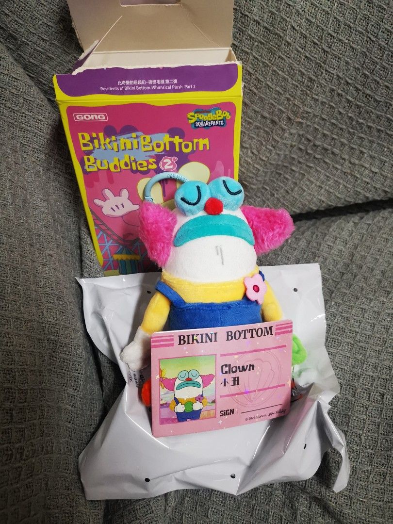 Popmart bikini bottom buddies 2 secret clown, Toys & Collectibles