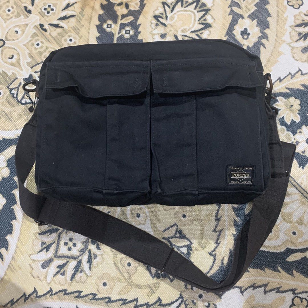 Porter (Category: Sling Bags) located in Pasir Gudang. Submitted by bajoi_69 (Listing ID 1433915821, Image 1). Description: Porter anniversary Condition 8.5/10 Sling beg Ada defect koyak tapi tak tembus boleh buat ziqzaq(refer gambar) Rm 250 nego tipis Postage dfod.