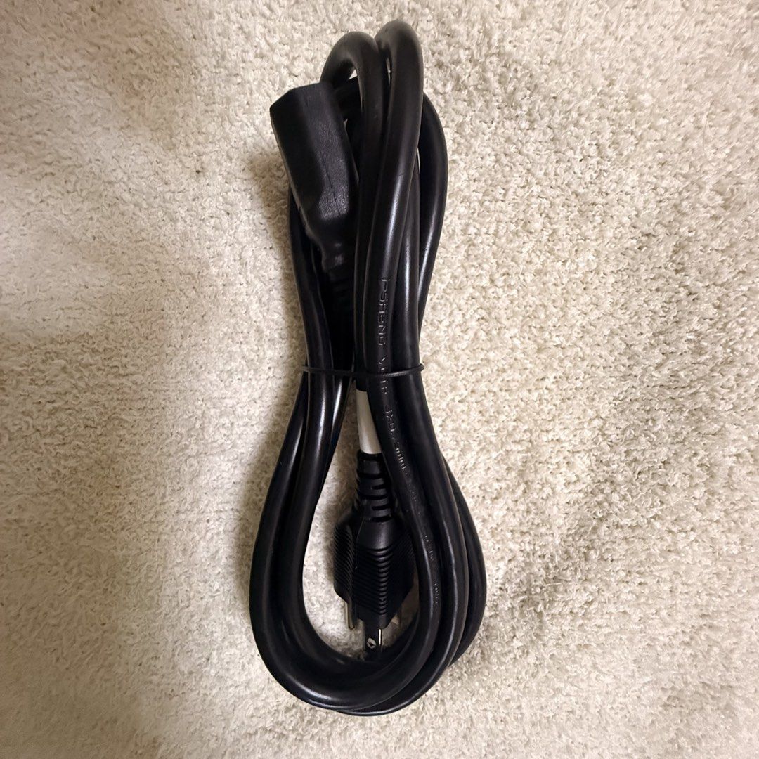 power cables (Category: Cables & Adaptors) located in Dasmarinas. Submitted by khaiganda10-28225 (Listing ID 1433905420, Image 1). Description: almost new never been used sale sale.