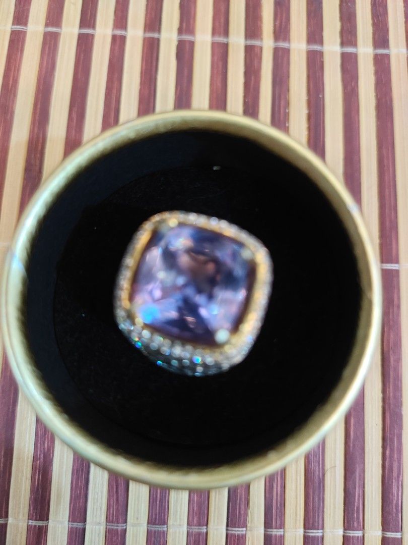Gemstone ring (Category: Precious Stones) located in Singapore. Submitted by onestopshopppp (Listing ID 1433901564, Image 2). Description: Message me for more information. Thank you.