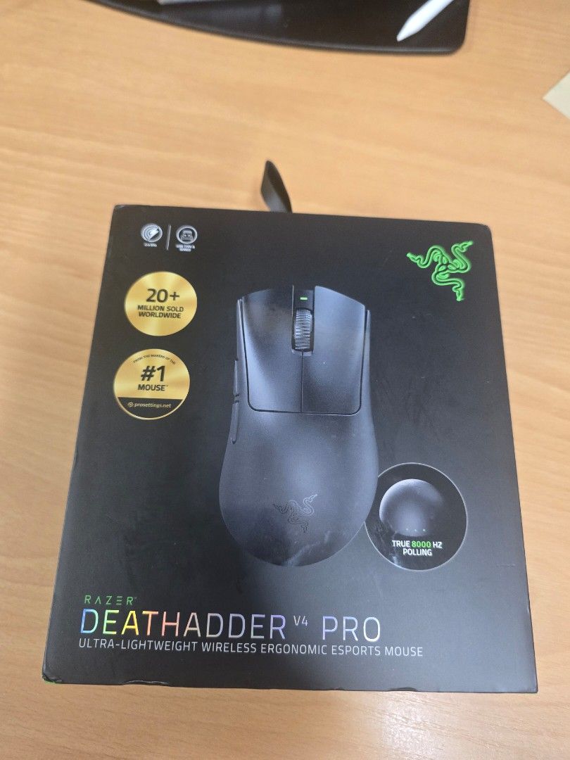 Razer DeathAdder V4 Pro Wireless gaming mouse448751374771179521