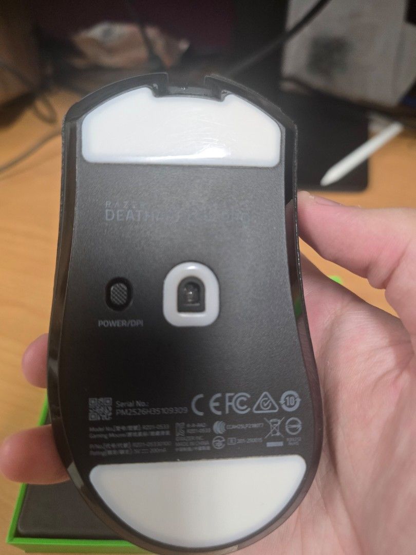 Razer DeathAdder V4 Pro Wireless gaming mouse448751374771179522