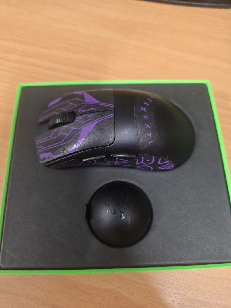 Razer DeathAdder V4 Pro Wireless gaming mouse448751374771179520