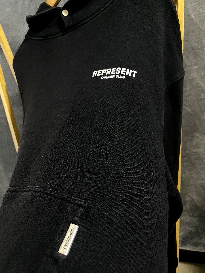 Represent Owners' Club Hoodie (Category: Hoodies) located in Manila. Submitted by thriftopia.ph (Listing ID 1433808931, Image 3). Description: dimes : 23 by 28 colorrate : 9/10 condition : 9/10 issue : none.