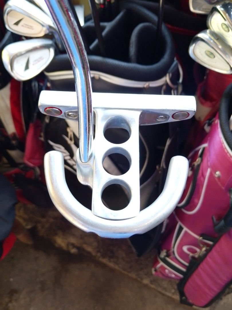 Scotty Cameron (Category: Golf) located in Cagayan de Oro. Submitted by sellerdan3 (Listing ID 1433848736, Image 2). Description: Scotty Cameron lightly used COD LBC.