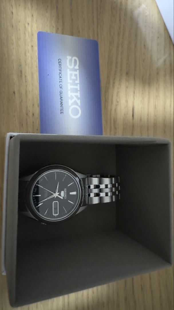Seiko 5 Automatic (Category: Men's Watches) located in Singapore. Submitted by nicdom7 (Listing ID 1433825821, Image 1). Description: - Seiko automatic watch - Comes with original box and guarantee -SNKL23J -Worn once time to try out.