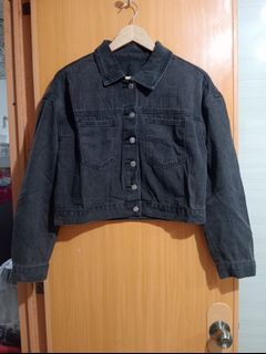 (Category: ) located in . Submitted by niceoutfits (Listing ID 1433958651, Image 1). Description: .