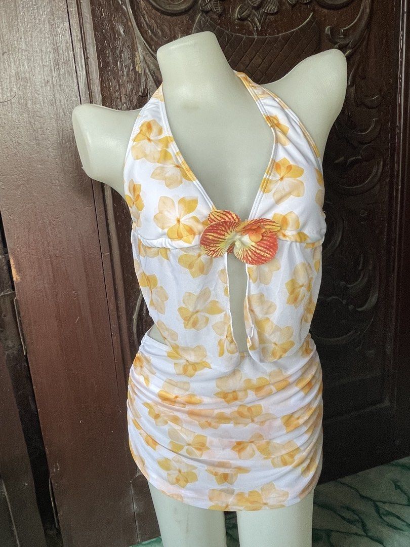 Shein swimsuit set 3in1 (Category: Bikinis & Swimsuits) located in Palayan City. Submitted by ur_princexxx (Listing ID 1433826554, Image 2). Description: Brandnew❤️ Size xs Nueva ecija location shipping via j&t only.