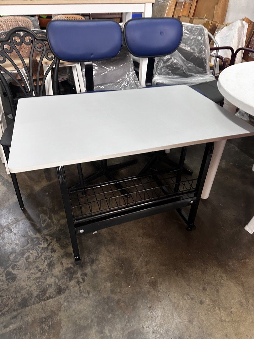 Solid Base Computer / Study Table (Category: Tables & Sets) located in Seri Kembangan. Submitted by christine.kondo (Listing ID 1433823553, Image 2). Description: Family’s Furniture Shop of 20 years closing down. Clearance of New Old Stock Item #2: Solid and Sturdy Base Computer/Study Table Measurement: 64cm (Height) x 90cm(Length) x 60cm (Width) 1 unit for RM130 2units for RM240 *Unlike modern day table wobbly and unstable, the material used for
