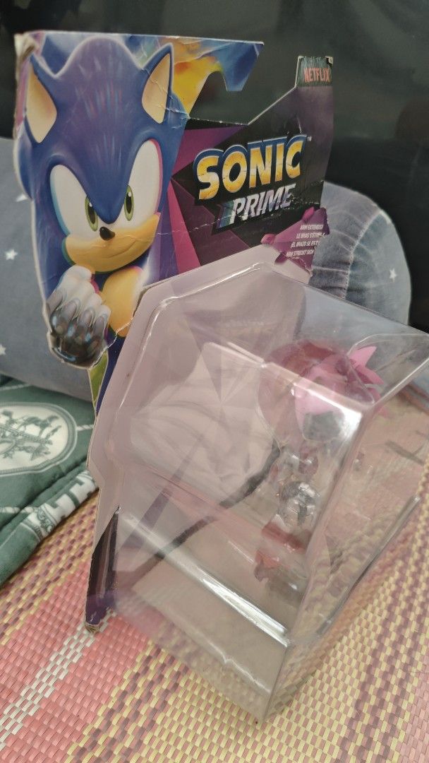 Sonic Prime Rusty Rose Figure (Category: Figurines & Statues) located in Pasig City. Submitted by mxn_jp (Listing ID 1433789964, Image 3). Description: Sonic Prime Rusty Rose action figure By Jakks Pacific Brand new, still in original packaging Card condition 7/10 A great collectible for Sonic fans! Meetups around Pasig or Binangonan.I can ship provided that buyer will shoulder the fees. Price negotiable .